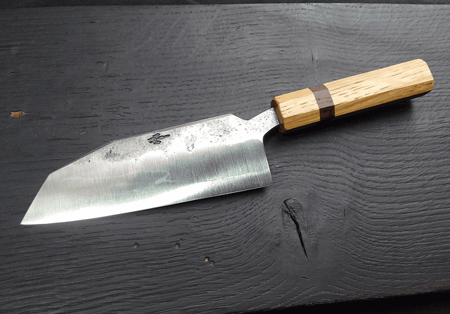 MYC Santoku (3)